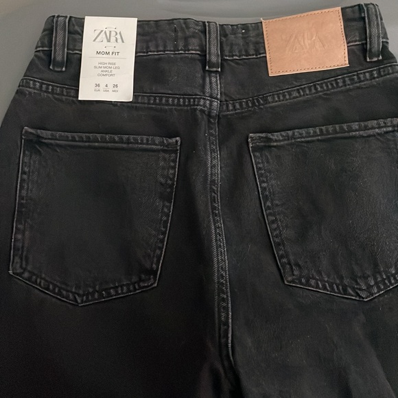 BNWT Black Zara Mom Jeans - Picture 3 of 3